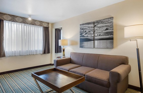 Lynnwood Hotel | Best Western Alderwood