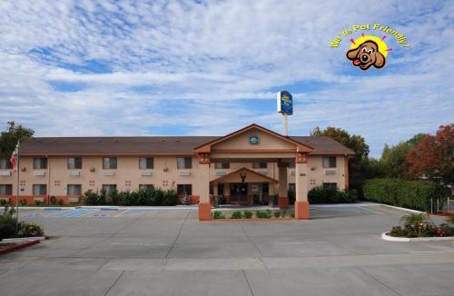 Red Bluff Hotel | Best Western Antelope Inn & Suites