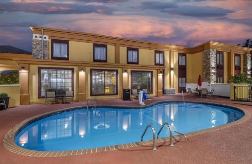Fort Smith Hotel | Best Western Aspen Hotel