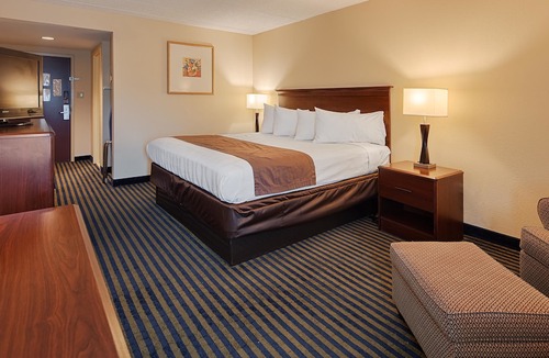 Westampton Hotel | Best Western Burlington Inn