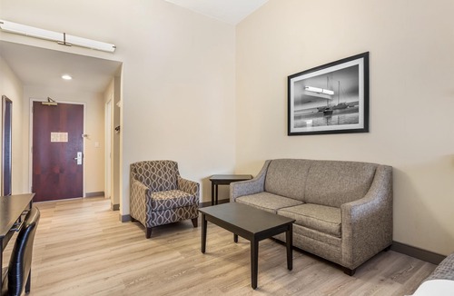 Massapequa Park Hotel | Best Western Bar Harbour Inn