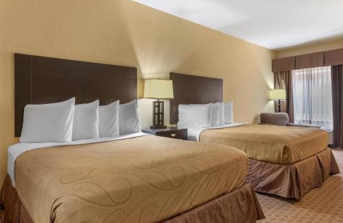 Bastrop Hotel | Best Western Bastrop Pines Inn