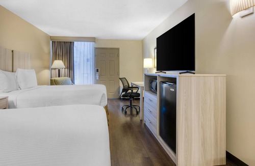 Lakeview Hotel | Best Western Battlefield Inn-Manassas