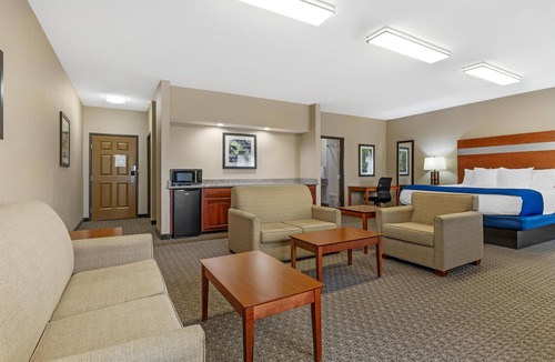 Neosho Hotel | Best Western Big Spring Lodge