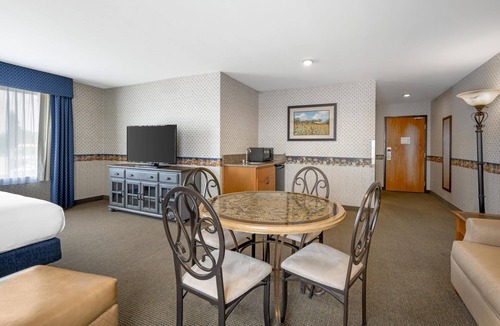 Ritzville Hotel | Best Western Bronco Inn