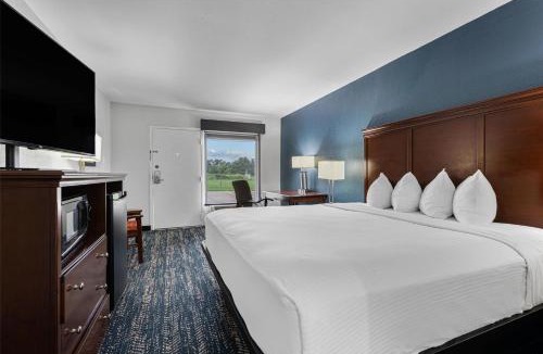 Canton Hotel | Best Western Canton Inn