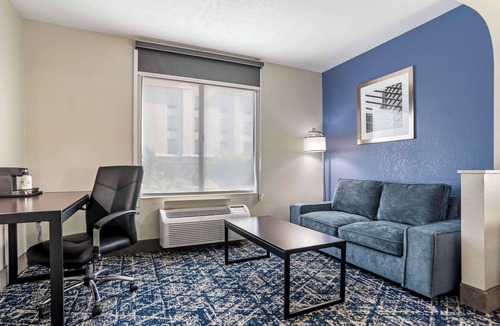 Canton Hotel | Best Western Canton Inn