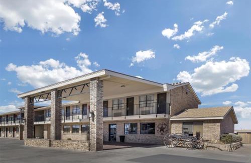 Tokio Hotel | Best Western Caprock Inn