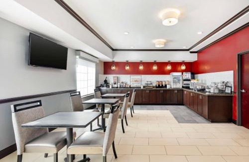 Carthage Hotel | Best Western Carthage Inn & Suites
