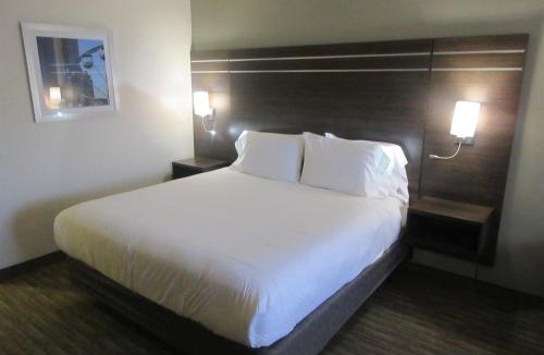 FM 1960 Hotel | Best Western Champions Forest Inn and Suites
