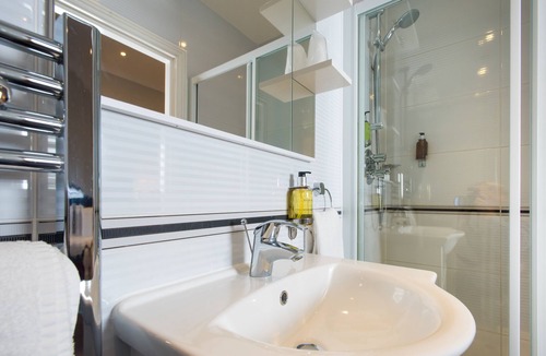 Chiswick Hotel | Best Western Chiswick Palace & Suites