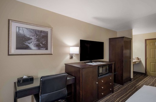 Cottage Grove Hotel | Best Western Cottage Grove Inn