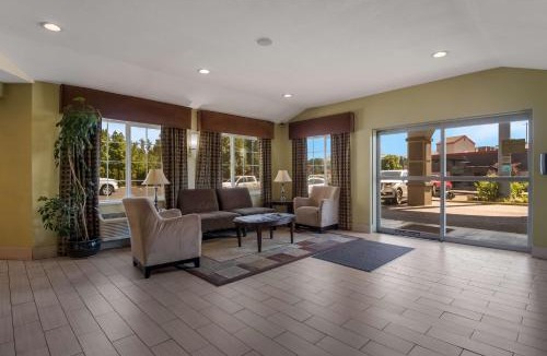 Cottage Grove Hotel | Best Western Cottage Grove Inn