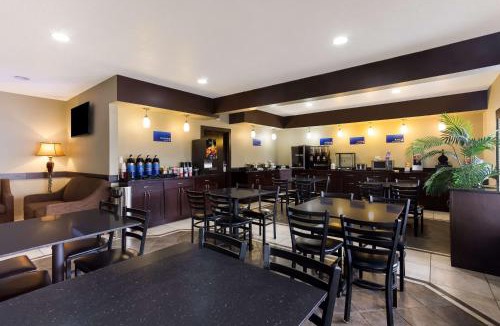 Schererville Hotel | Best Western Crossroads Inn