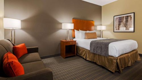 Effingham Hotel | Best Western Delta Inn