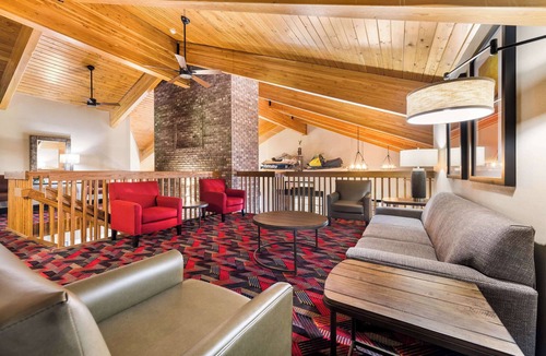 Eagle River Hotel | Best Western Derby Inn