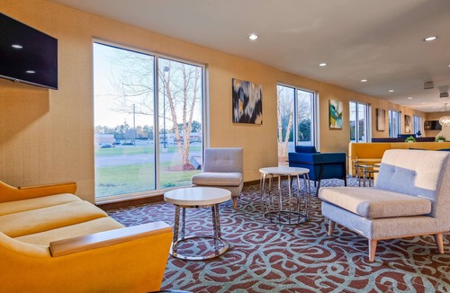 Dothan Hotel | Best Western Dothan Inn & Suites