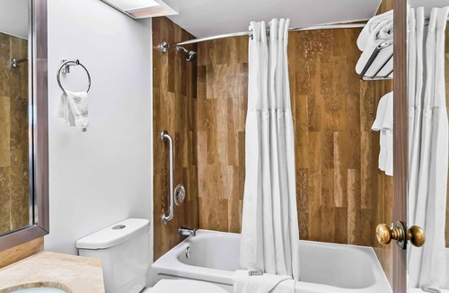 Sudbury Hotel | Best Western Downtown Sudbury Centreville
