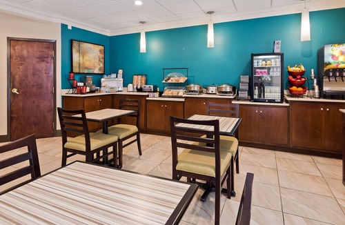 Morehead Hotel | Best Western Eagles Inn