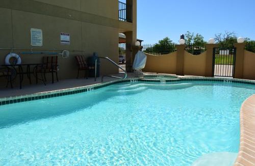 Hallettsville Hotel | Best Western Executive Inn