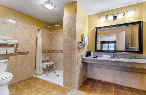Hallettsville Hotel | Best Western Executive Inn
