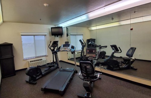 Madisonville Hotel | Best Western Executive Inn &