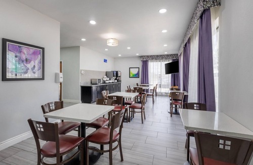 Corsicana Hotel | Best Western Executive Inn