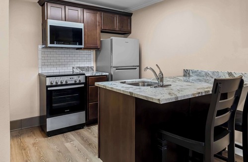Franklin Hotel | Best Western Forest Inn