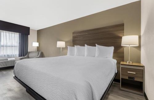 Utica Hotel | Best Western Gateway Adirondack Inn