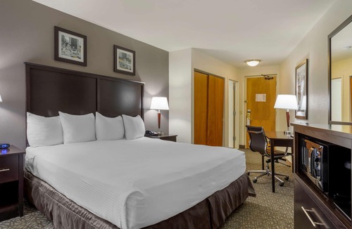 Bay Ridge Hotel | Best Western Gregory Hotel