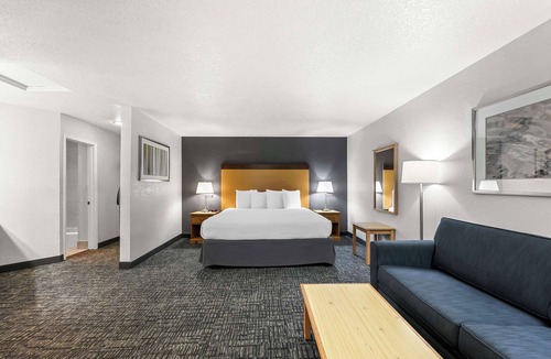 Medford Hotel | Best Western Horizon Inn