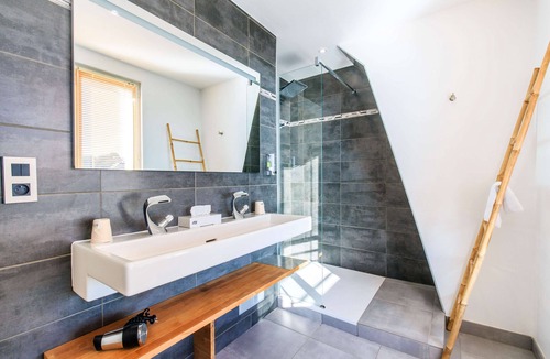 Saint-Marc-sur-Mer Hotel | Best Western Hotel De La Plage