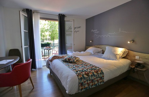 Figeac Hotel | Best Western Hotel Le Pont D'Or