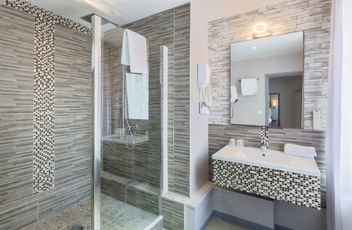 Peronne Hotel | Best Western Hotel Saint Claude