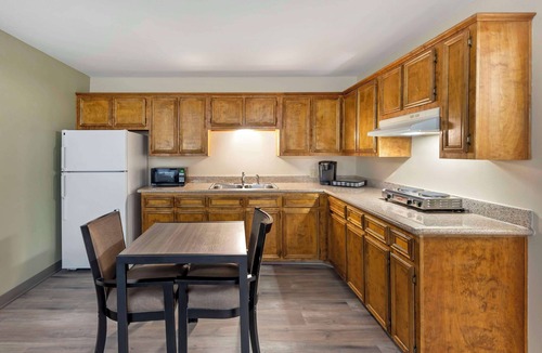 Brenham Hotel | Best Western Inn of Brenham