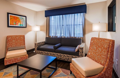 Copperas Cove Hotel | Best Western Inn & Suites