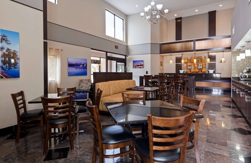 Lake Charles Hotel | Best Western Inn & Suites - Lake Charles