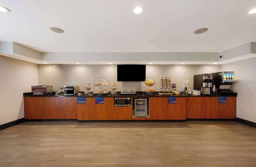 Lemoore Hotel | Best Western Inn & Suites Lemoore