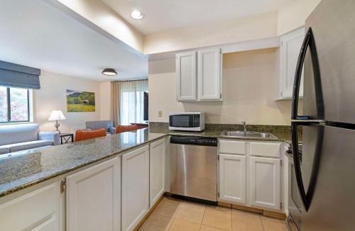 East Haven  Rutland County Hotel | Best Western Inn & Suites Rutland-Killington