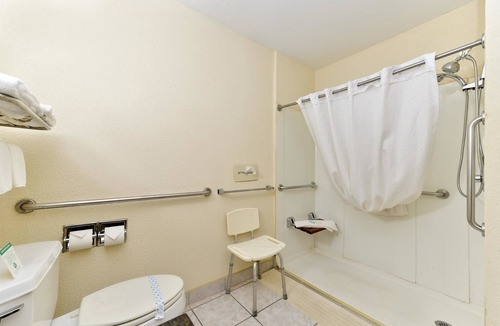Elyria Hotel | Best Western Inn