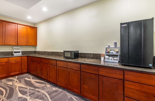 Martinez Hotel | Best Western John Muir Inn