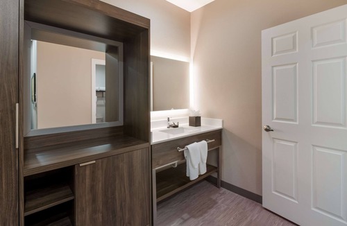 LaPlace Hotel | Best Western La Place Inn