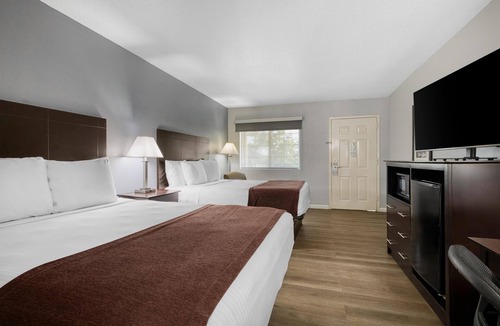 Montgomery Hotel | Best Western Lake Conroe Inn