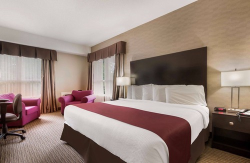 Simcoe Hotel | Best Western Little River Inn
