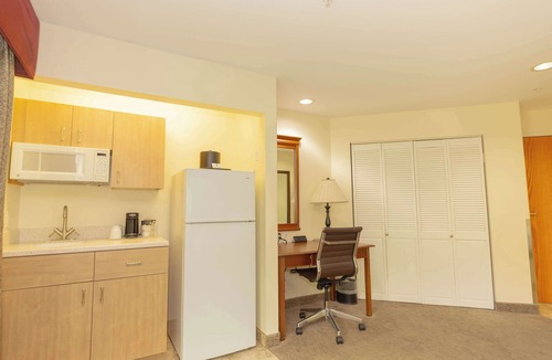 Ahsahka Hotel | Best Western Lodge At River's Edge