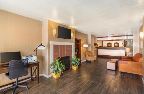 Tracy Hotel | Best Western Luxury Inn