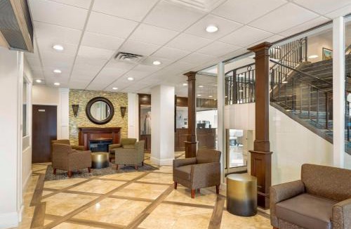Rockville Centre Hotel | Best Western Mill River Manor