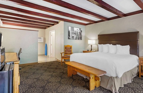 Las Cruces Hotel | Best Western Mission Inn