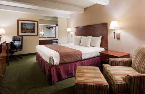 St. Robert Hotel | Best Western Montis Inn