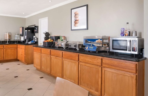 Springville Hotel | Best Western Mountain View Inn